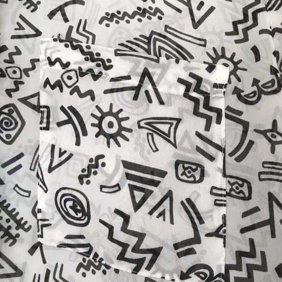 Forever 21 patterned long sleeve button down - Picture 2 of 3